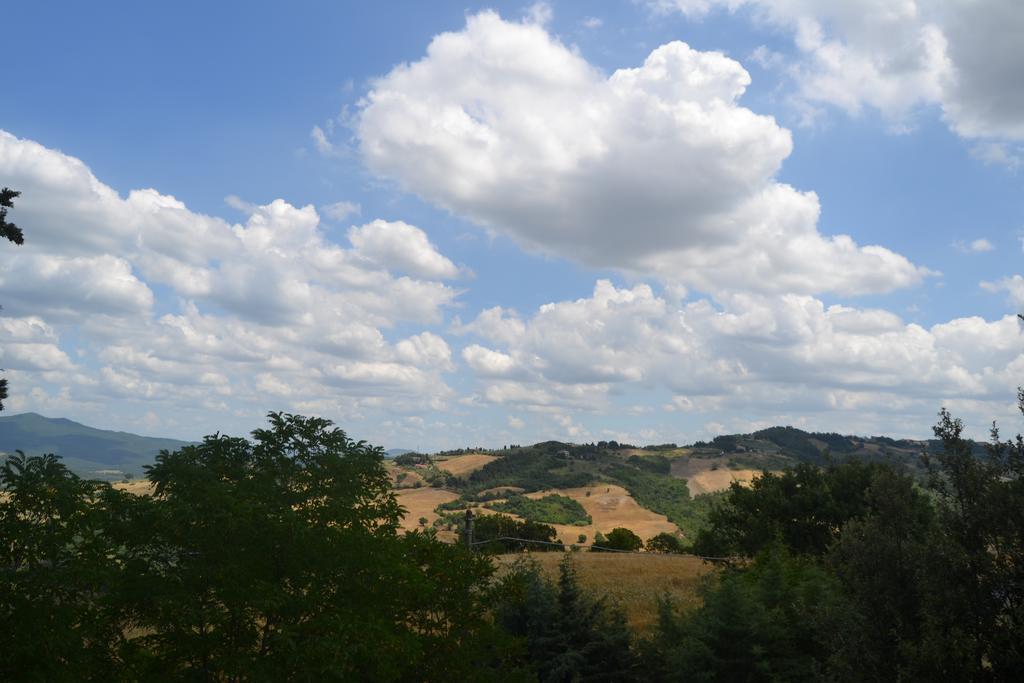 Agriturismo Santa Chiara Pomarance Exterior foto